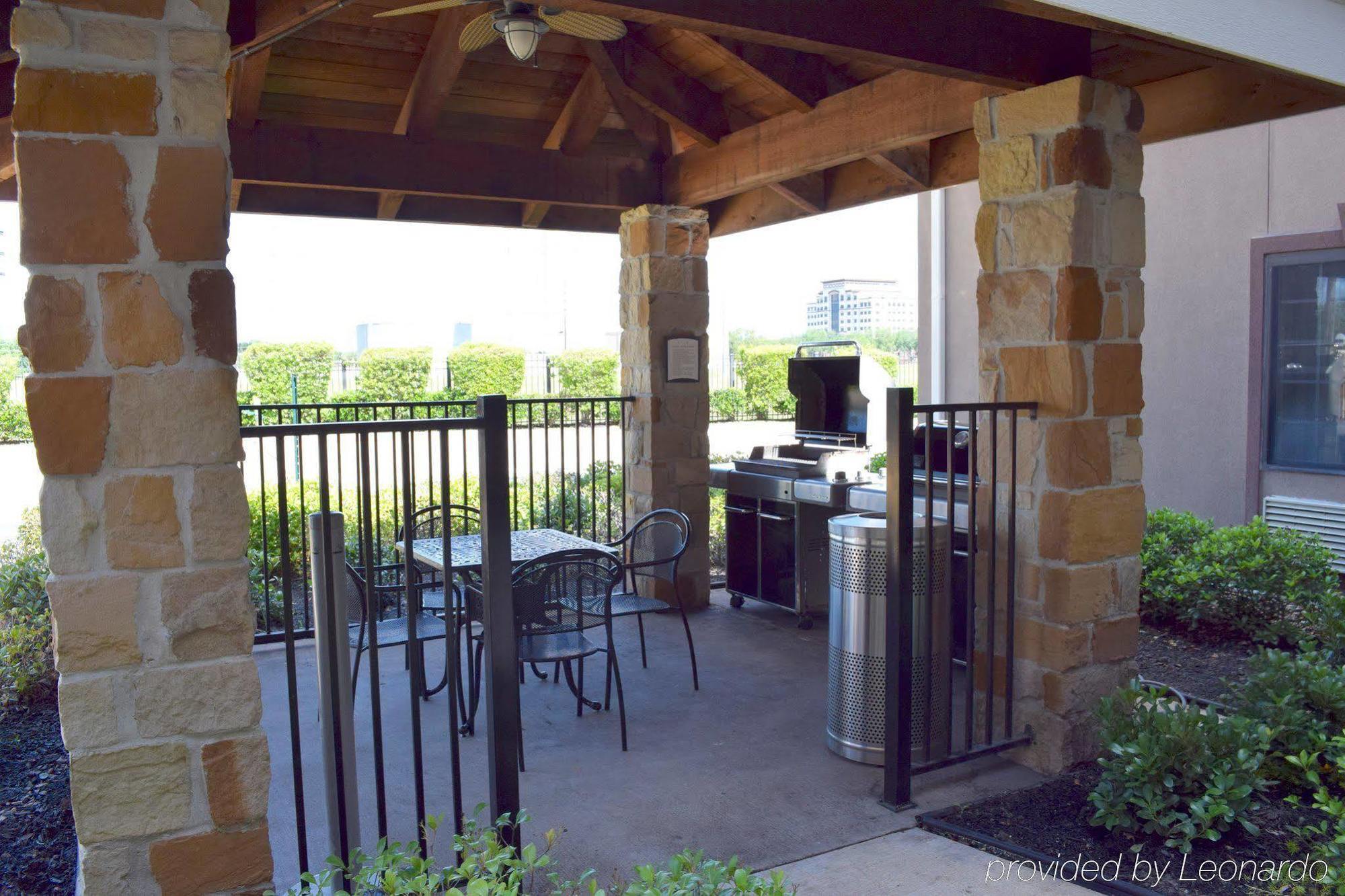 Staybridge Suites Houston Stafford - Sugar Land By Ihg Eksteriør billede